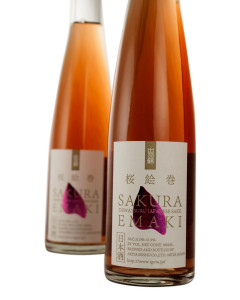 Dewatsuru Sakura Emaki Rose Sake