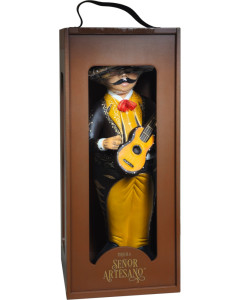 Señor Artesano Mariachi Reposado Tequila