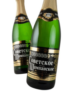 Sovetskoje Shampanskoje Polusladkoje "Soviet Champagne Semi-Sweet"